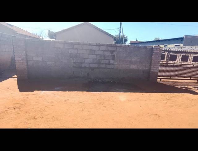 3 BEDROOM HOUSE FOR SALE IN PROTEA GLEN EXT